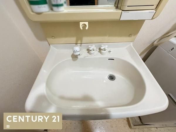 クローバーハイツ岩出の独立洗面台