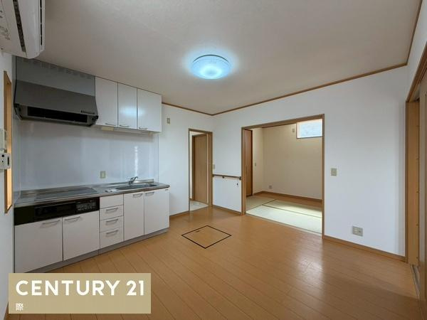 和歌山市楠本　中古戸建の居間・リビング
