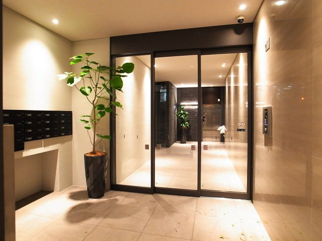 【エントランス】 | モダンパラッツォけやき通り