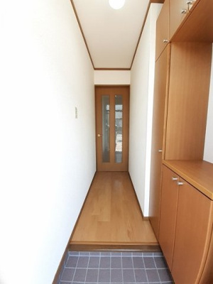 【玄関】 | ハイツ　ロジュマンＢ
