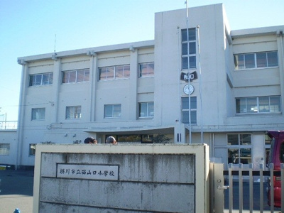 【周辺】 | エアリーガーデンⅡ | 掛川市立西山口小学校まで600m