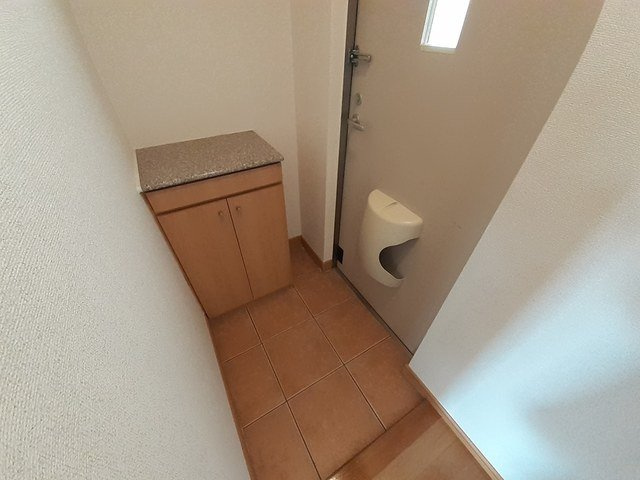 レジデンス赤坂の玄関