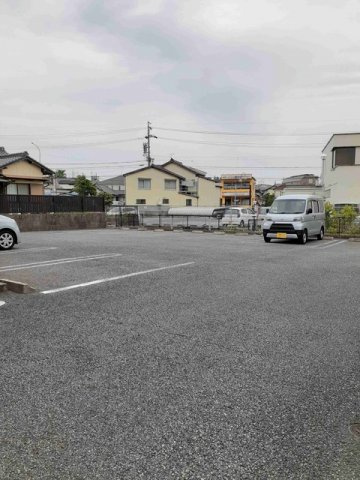 フリーデＷＡＧＯの駐車場