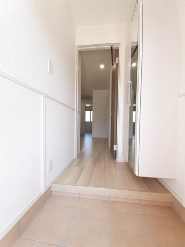 パラシオⅢＡの玄関