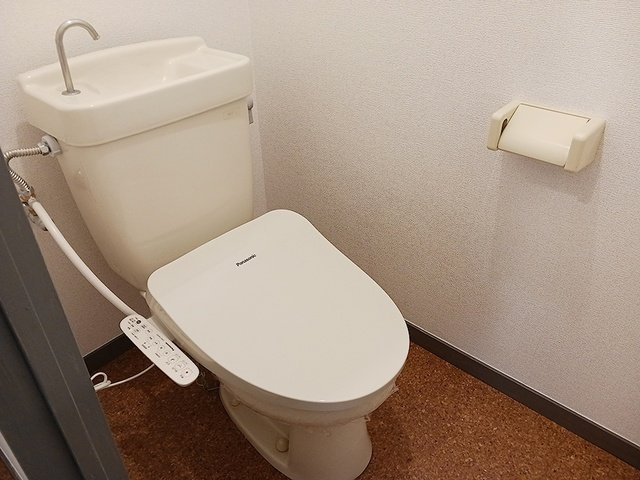 メゾン栄和のトイレ