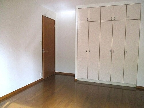サーパスシティ新屋敷一番館の内装