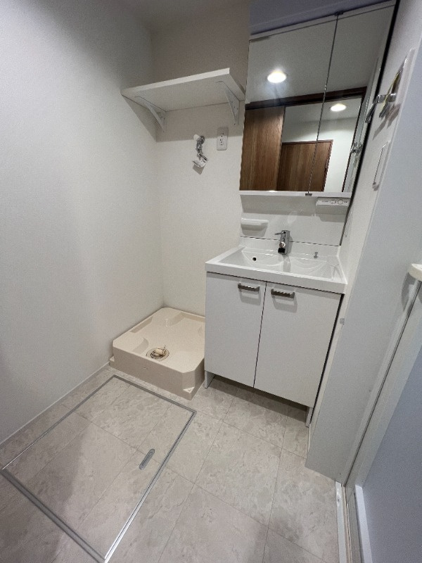 足立区千住中居町のアパートの洗面所|※写真は別部屋の可能性あり