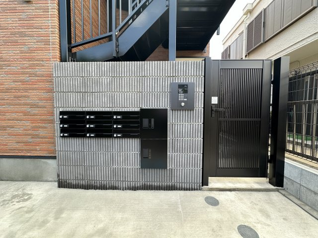 ベイルーム横須賀衣笠フロントのエントランス|エントランスです