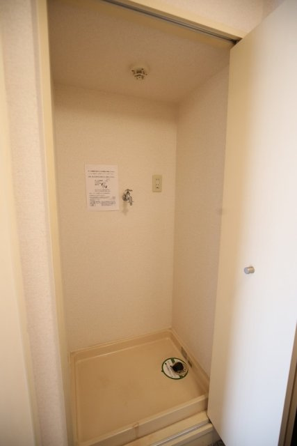 ナイスアーバンスピリッツ横濱吉野町のその他|室内洗濯機置場