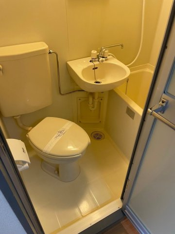 上野町ビルの浴室|ゆったり過ごせるお風呂です