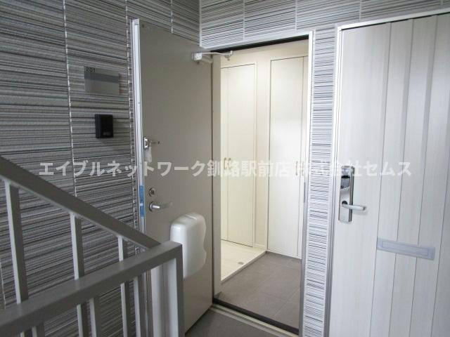 Dias（ディアス）の玄関