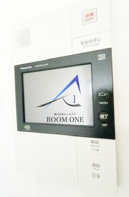 レーヴ横浜花月園前ステーションＩＤのセキュリティ|モニター付きインターホンです。