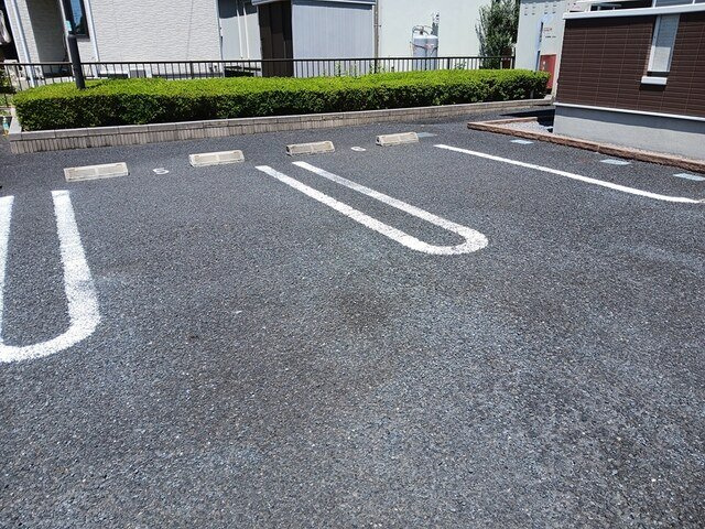 カルフールの駐車場