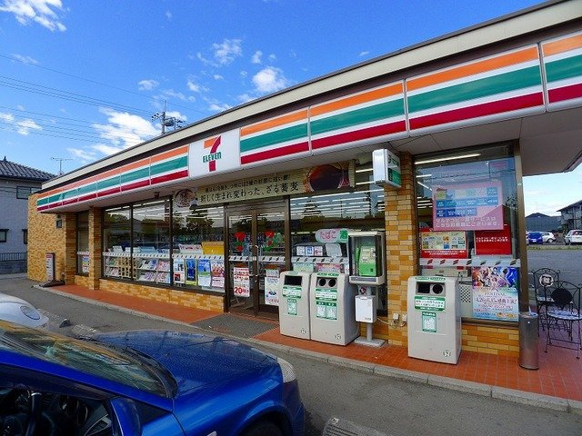 ブッシュ　クローバー　Ⅷの周辺|セブンイレブン南矢島店まで1600m