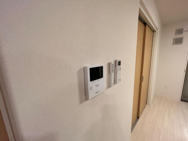 プレーンの内装|カメラ付インターホン