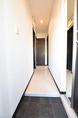 R’ｓ Residence愛宕の玄関