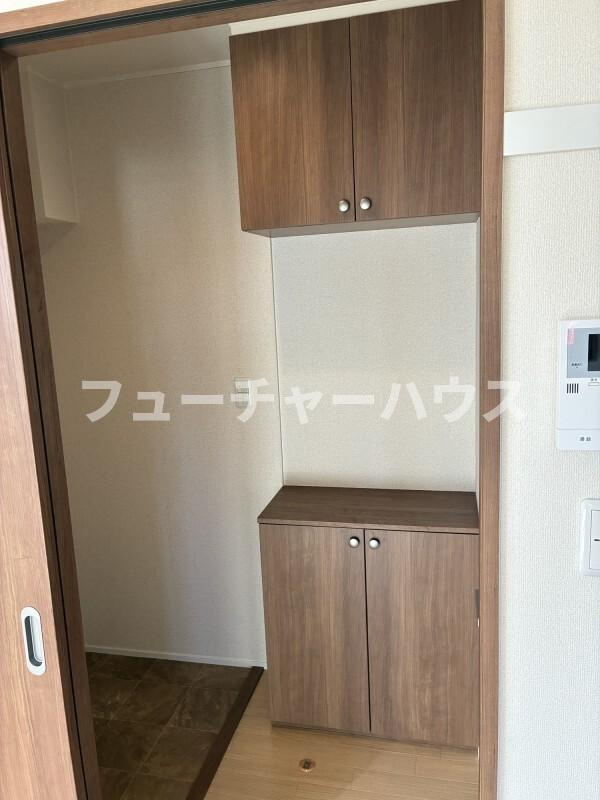 ラコルタの玄関