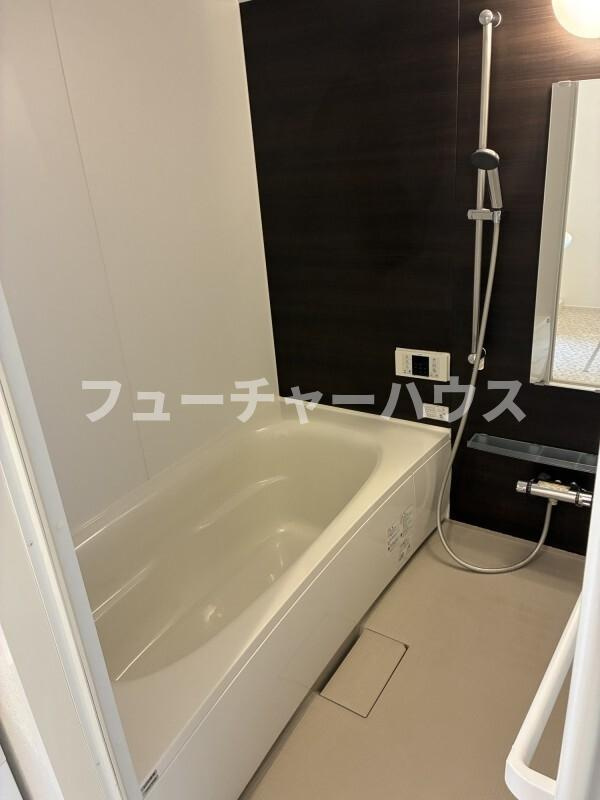 ラコルタの浴室