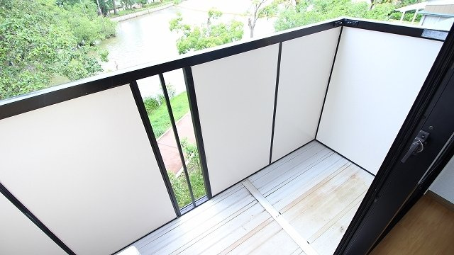 Ｐａｌｕｄｅ　Ｐｒｅｓｓｏ　Ｂのバルコニー
