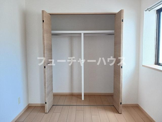 タウニーロイヤル　１の収納
