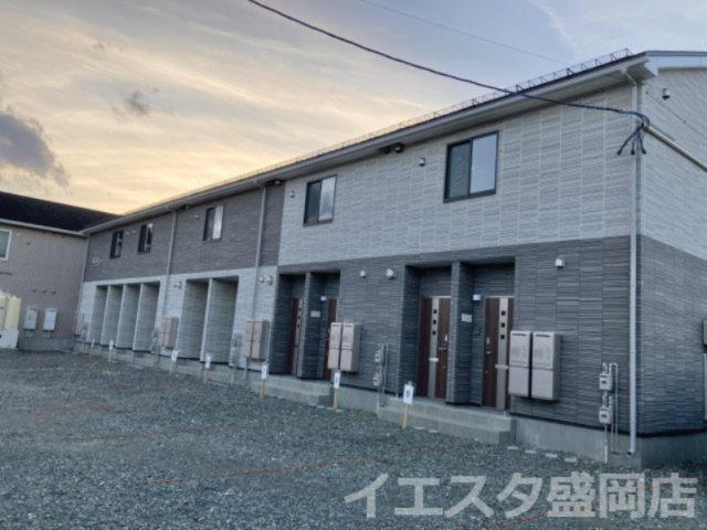 ラ　ヴィエルジュ