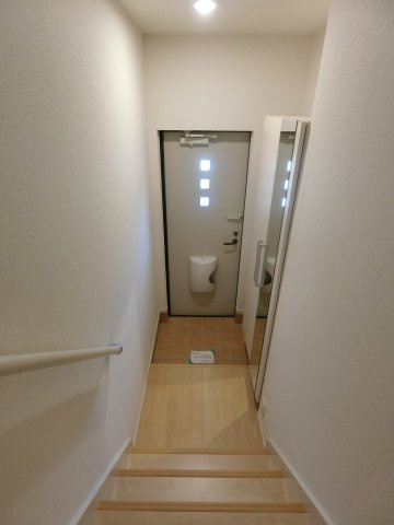 クレメント　Ａの玄関