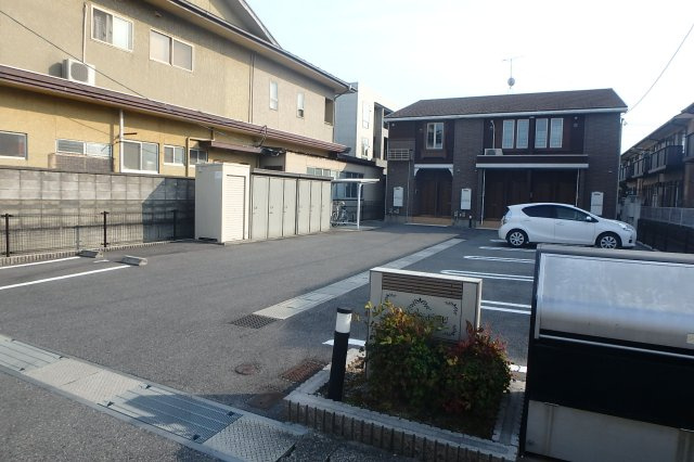ドリームサイドＳＵの駐車場