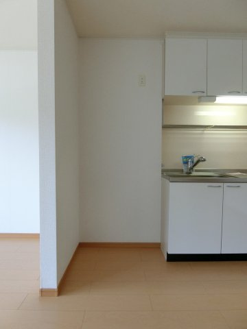 ブライト　スクエアＡのキッチン|イメージ105号室の写真（反転あり）