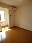 パインコーン　２番館の居間・リビング