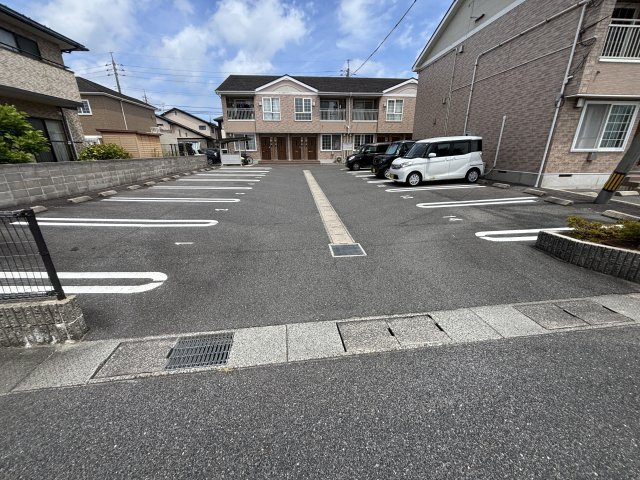 プロムナードＡの駐車場