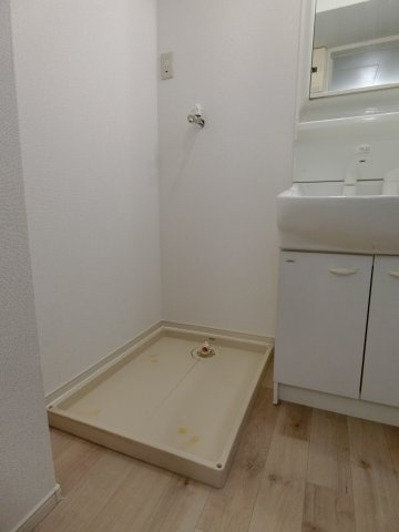 シャンポールＡの洗面所