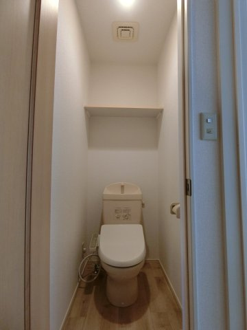 シャンポールＡのトイレ