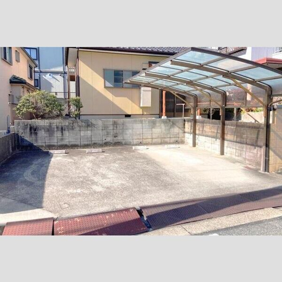 【駐車場】 | 鳴丘1丁目戸建