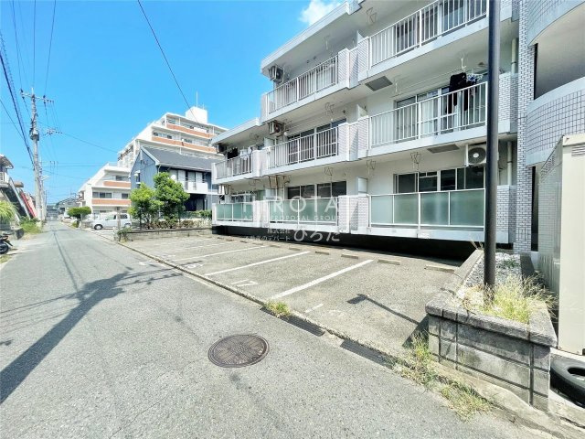 avanzareの駐車場