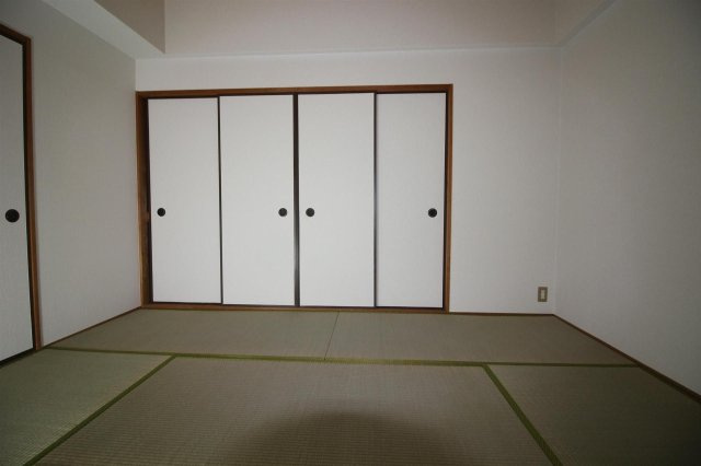 スカール上上津役の収納