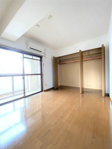ロイヤルハイツ鷹の巣の収納