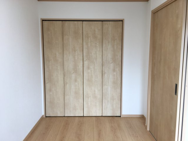 パパローナの洋室