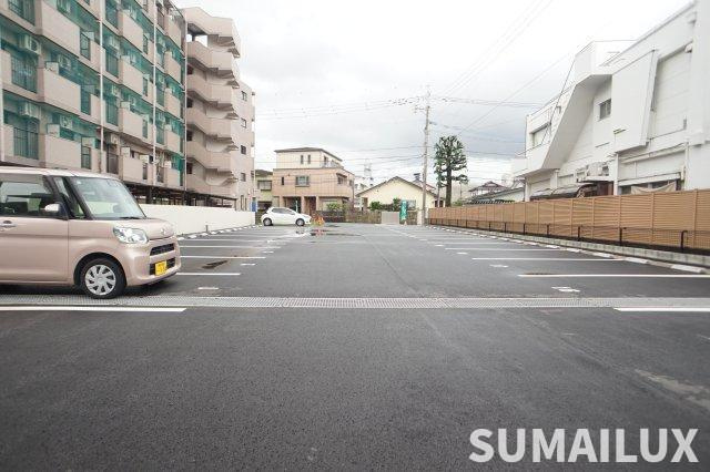 KANNAの駐車場