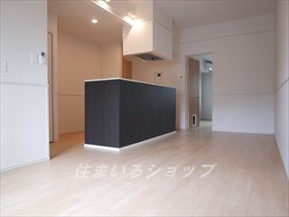Ｏｒｉｚｏｎ　ＳⅡの居間・リビング|お洒落なアイランドキッチン
