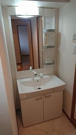 サンクス光の洗面所
