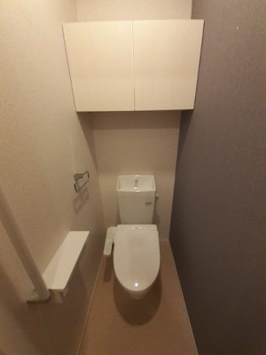 【トイレ】 | サニー　ブルック | 落ち着いた色調のトイレです