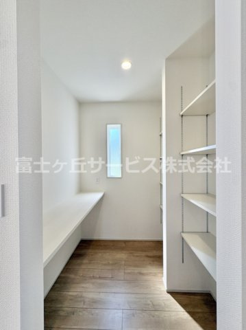 【収納】 | 豊橋市佐藤4丁目 新築一戸建て 1号棟 | 便利な収納スペースです