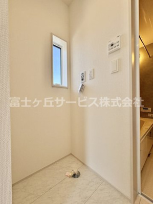 【ランドリースペース】 | 豊橋市佐藤4丁目 新築一戸建て 1号棟 | 洗濯機置き場です