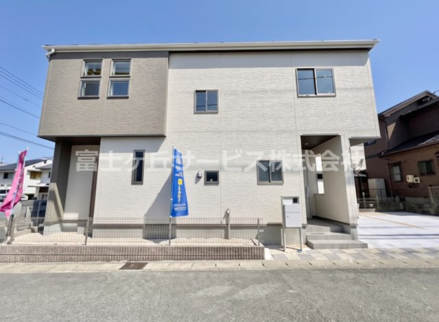 【外観】 | 豊橋市佐藤4丁目 新築一戸建て 1号棟 | 外観は落ち着いています