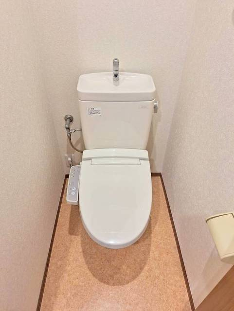ローズ山王のトイレ|★温室洗浄便座付きトイレです★