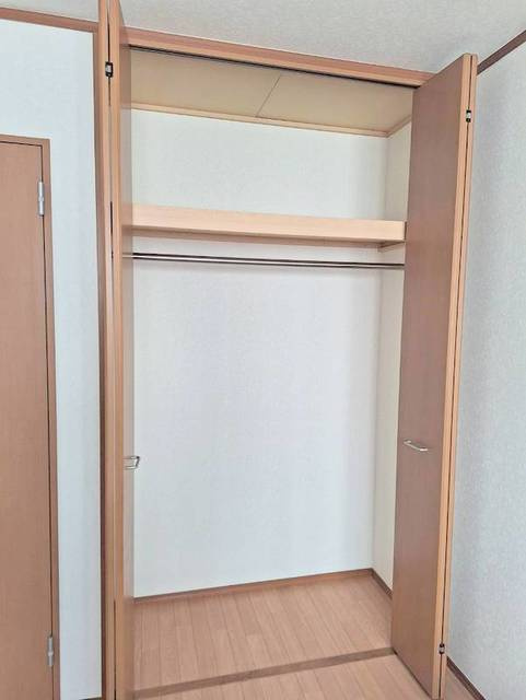 ローズ山王の収納|クローゼット