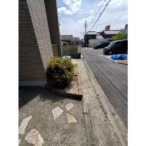 パルティール名塚　名古屋市賃貸　仲介手数料無料のエントランス