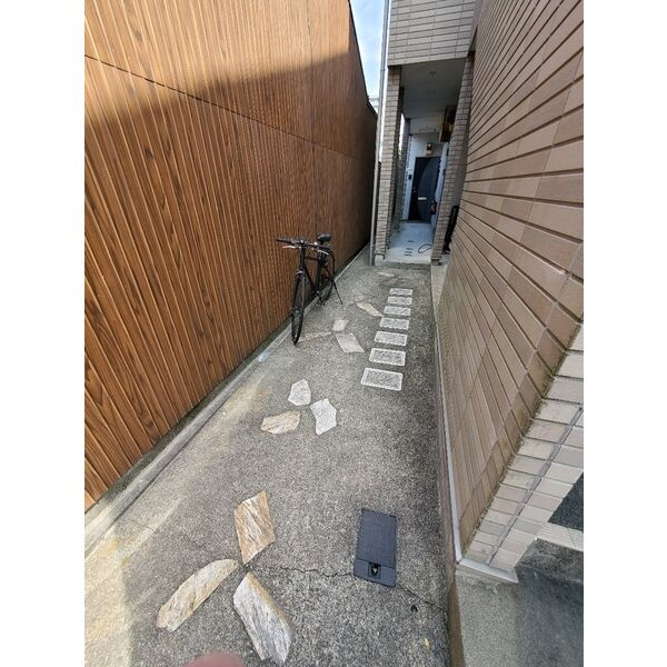パルティール名塚　名古屋市賃貸　仲介手数料無料のロビー