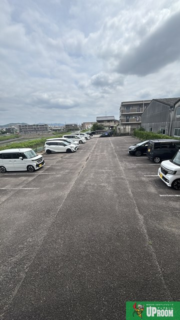 ベルマローネ千竹壱番館の駐車場