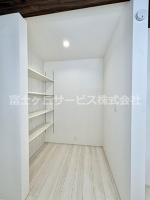 【収納】 | 豊橋市佐藤4丁目 新築一戸建て 2号棟 | 十分な収納スペースがあります